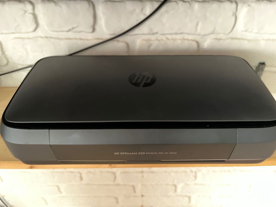 imprimantă OfficeJet 250 Mobile All-in-One