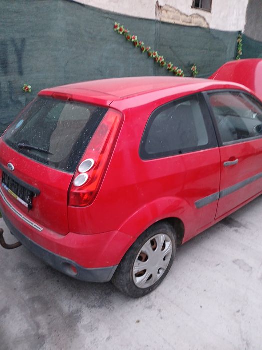Piese Opel Zafira 1.9 cdti 120 cp și Ford Fiesta 1.4 benzină an 2005