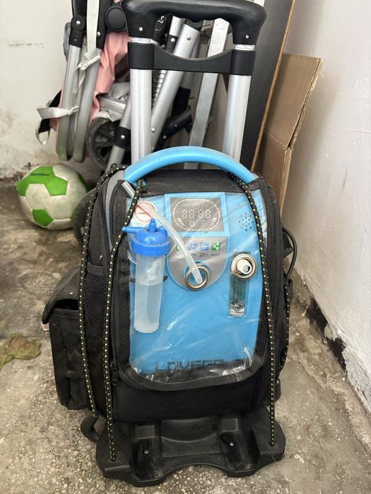 Concentrator de oxigen portabil, usor negociabil