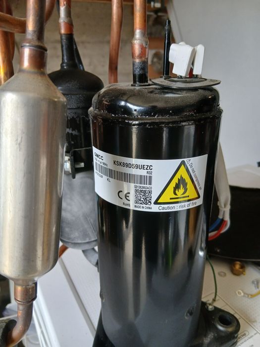 Motor inverter ac hisense 3200w