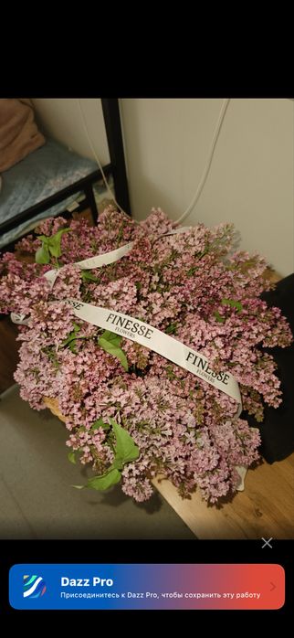 букет цветов с корзиной