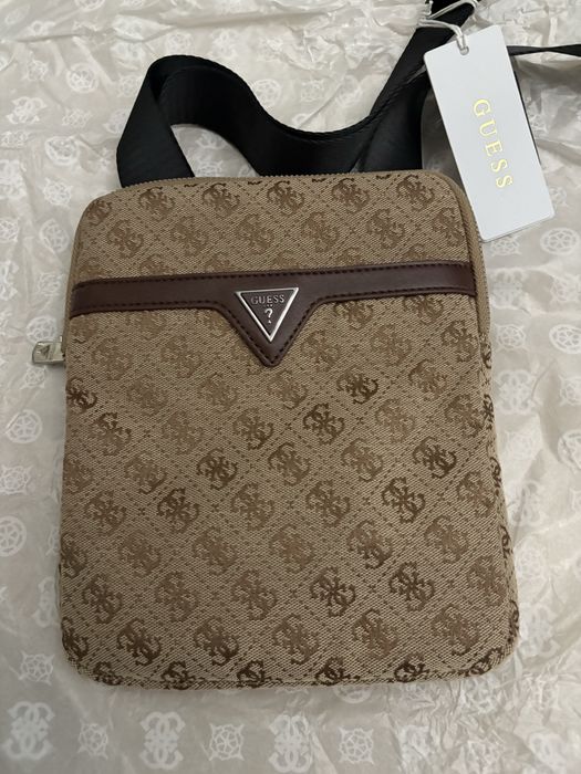 Guess мъжки чанти