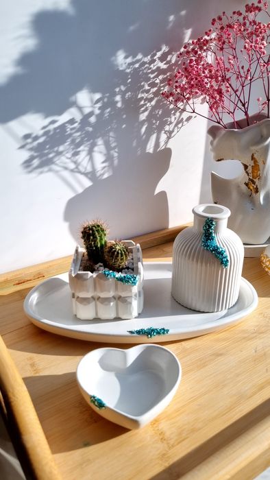 Продам Кактусы,  в красивом кашпо