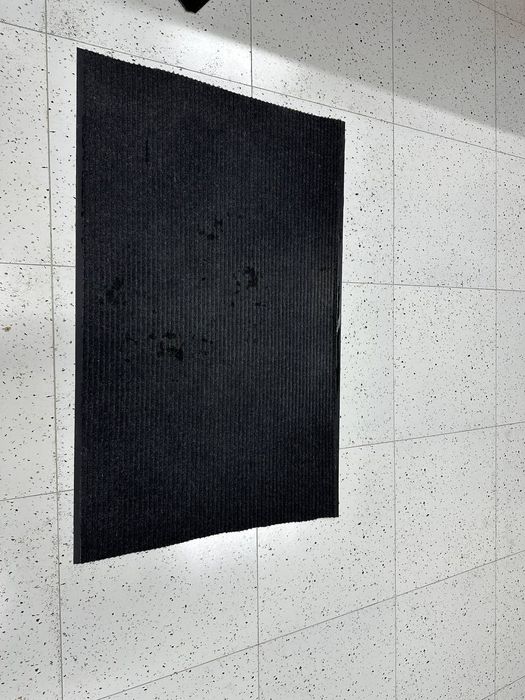 Коврик с ворсом в отличном состоянии