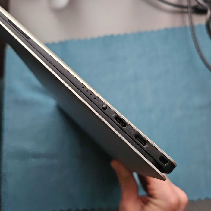 DELL XPS 13 9305 i5 11th gen
