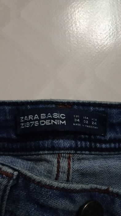 Продам джинсы брендовые