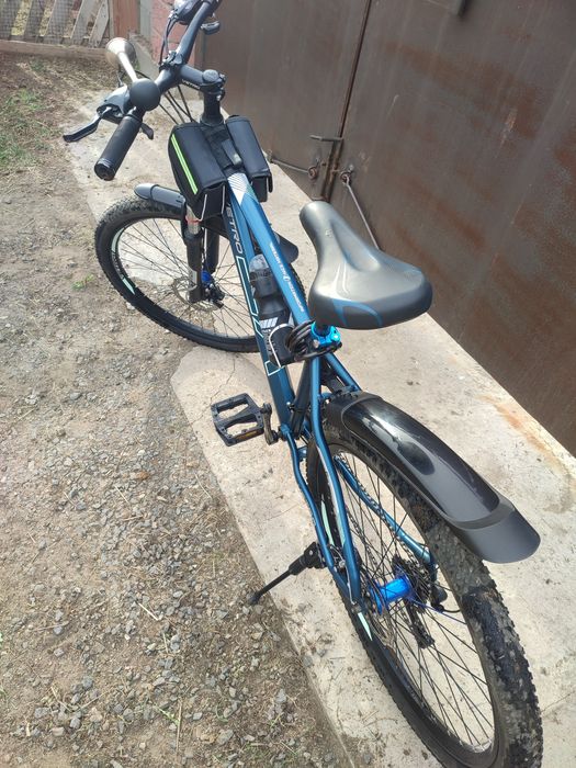 Продаётся велосипед.