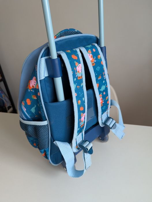 Раничка за детска градина на колелца