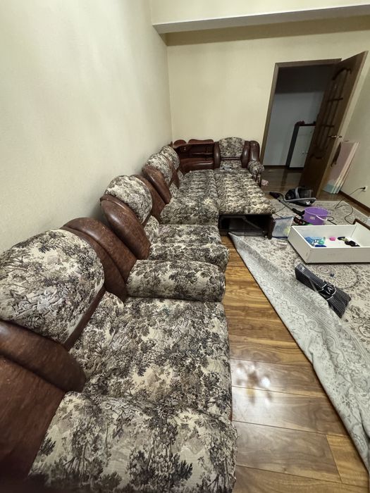 Большой угловой диван-трасформер