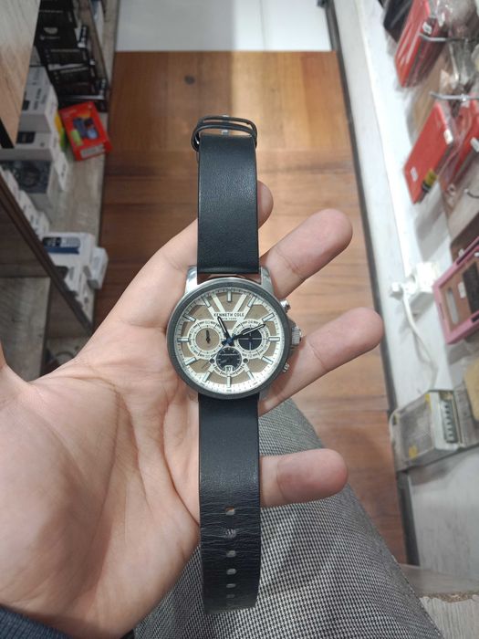 Kenneth Cole наручные часы