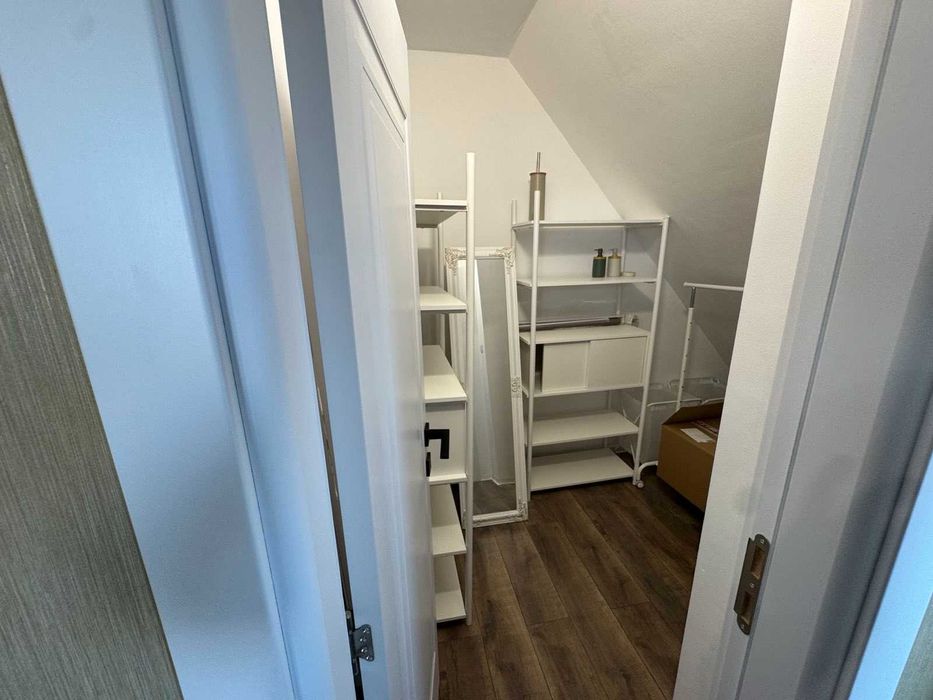 Нов двустаен под наем - Пловдив център