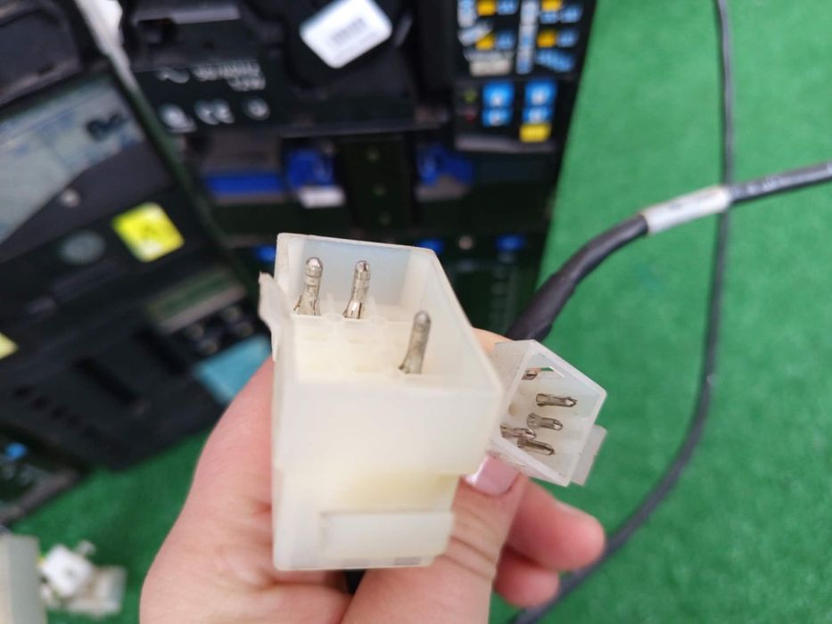 Продавам левови монетници 
Марс560 и NRI G26
2бр 560 - 90€бр
2бр nrig2