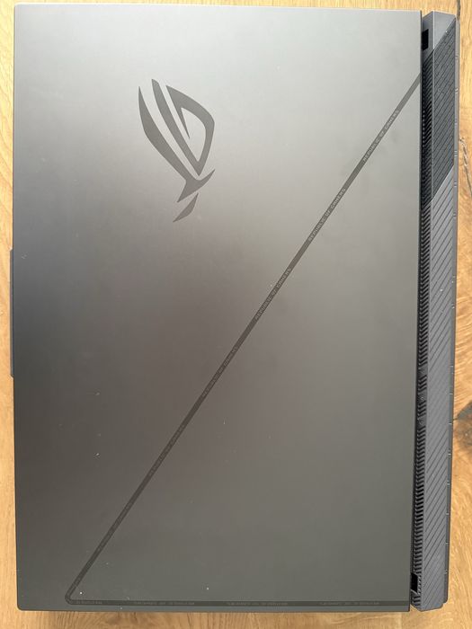 Asus rog strix g18