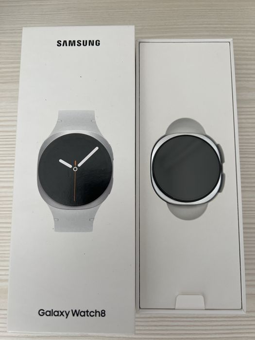 Smartwatch Samsung 8 - 44 mm