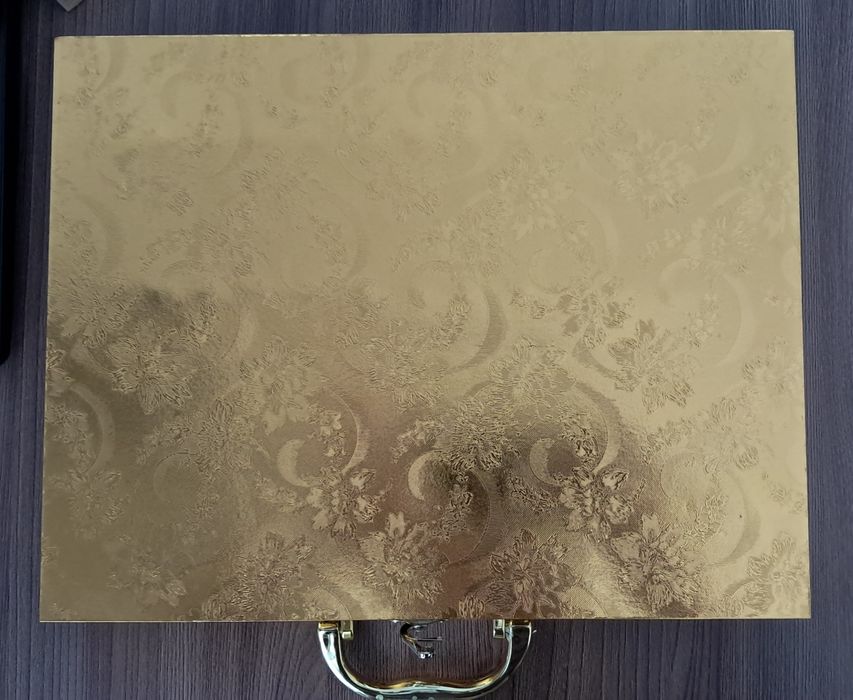 Продам набор ложек и вилок