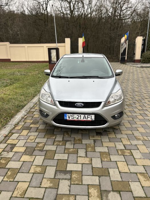Vând Ford Focus benzină + GPL