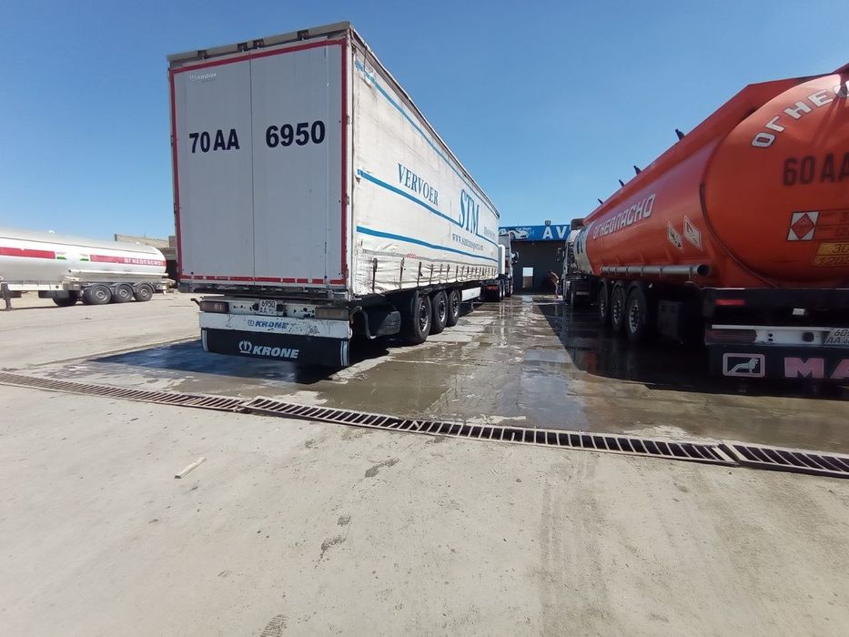 HOWO A7 + KRONE прицеп Сотилади 
 Йили: 2022 / Прицеп: 2013