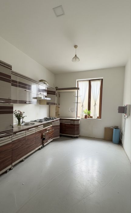 Аренда помещения Узбекистанская