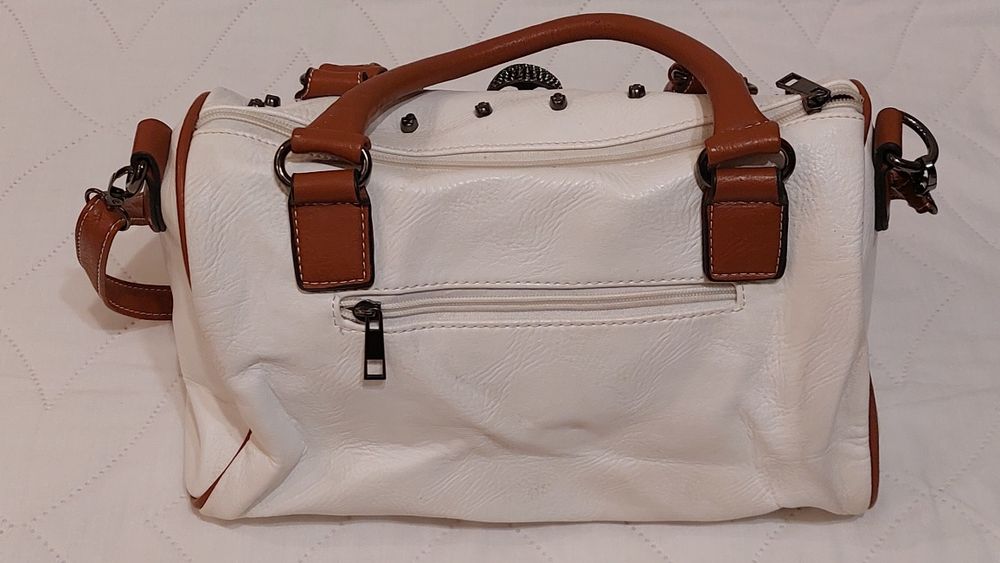 Superbe Genți din piele