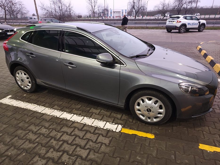 VOLVO V40 2015 — imagine 2