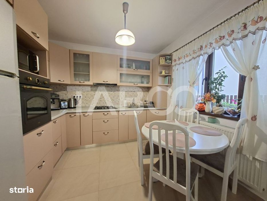 Apartament 3 camere de vanzare balcon terasa pivnita Arhitectilor Lidl