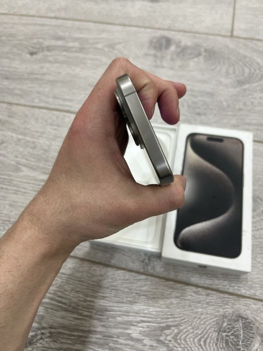 Iphone 15 Pro Dual sim