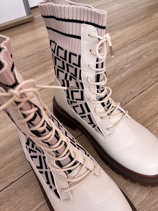 Бежови боти 39 номер