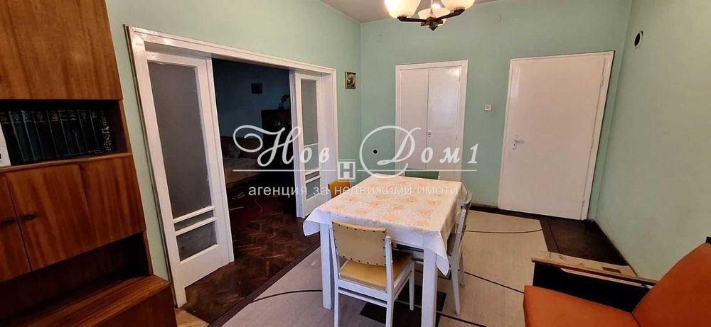 Дава се под наем Тристаен апартамент в Варна, Червен площад - 80 кв.м за 500 € - Снимка #2