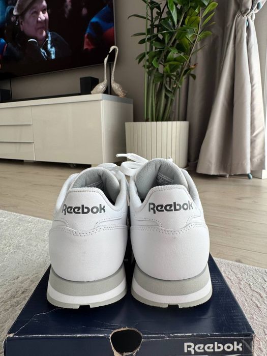 Продам Reebok Classic размер 40,5