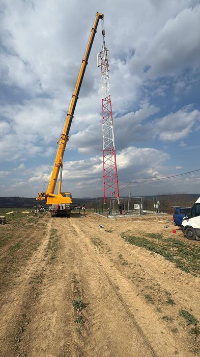 De inchiriat macara 100 t