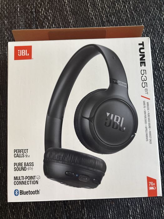 Căști JBL lam folosit doar o dată