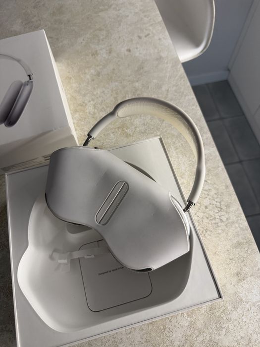AirPods max оригинал