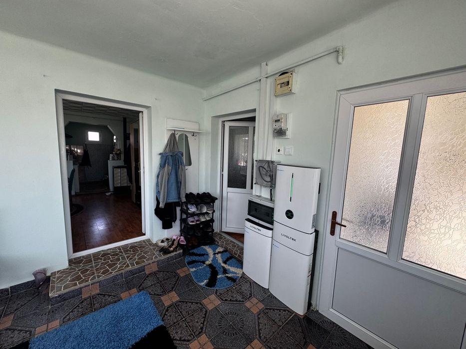 De vanzare in Tritenii-Hotar  Casa 161 mp + Teren 26,70 ar