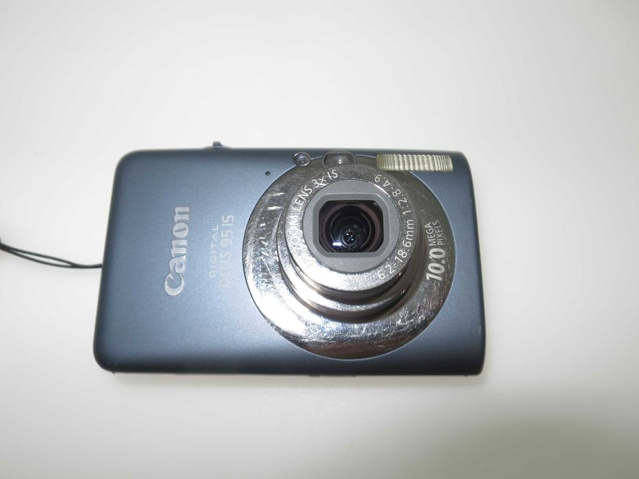 Canon IXUS 95 IS ултра компактна цифрова камера ретро фотоапарат