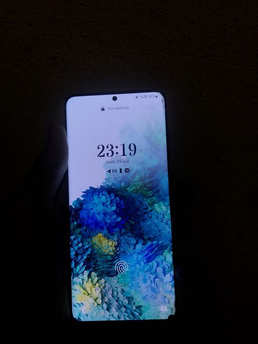 s20+ 5g va iphone 8