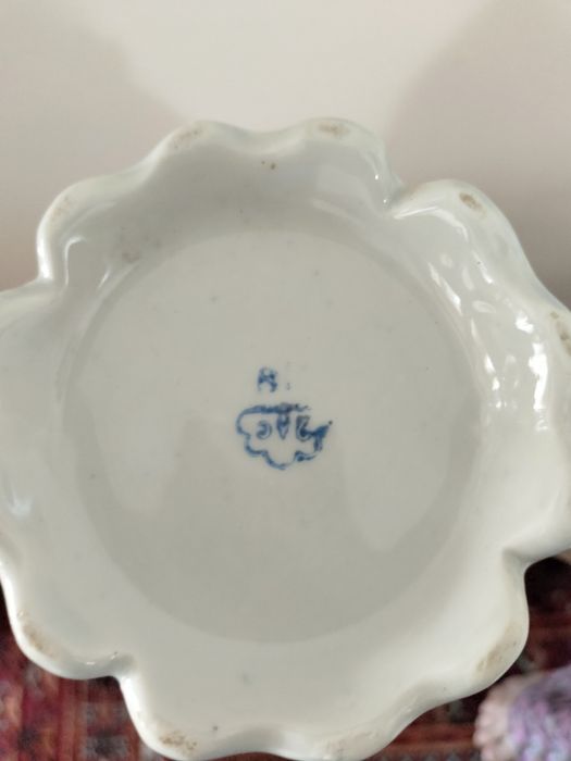 Продам чайник из фарфора производства СССР