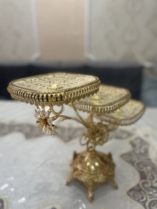 2 Конфетницы 2 штуки продам