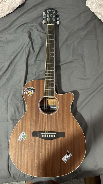 Vând chitară Ibanez electro-acustică