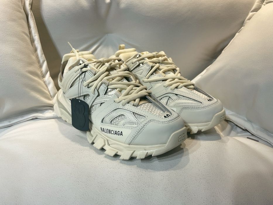 Adidasi Balenciaga Track White / Premium / 2026