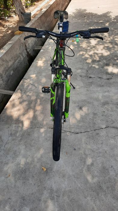 Velosiped 26 hamma narsalari ishlaydi. Srochna sotiladi