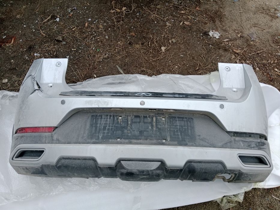 Продам задний бампер