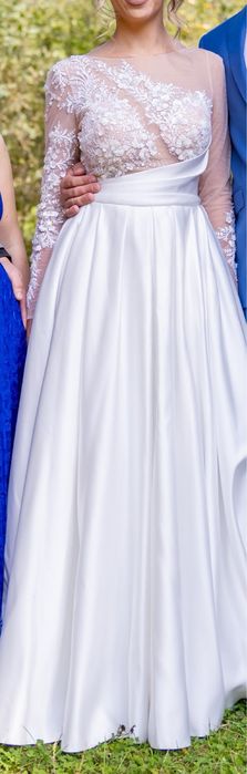 Rochie mireasa din tafta -model deosebit.