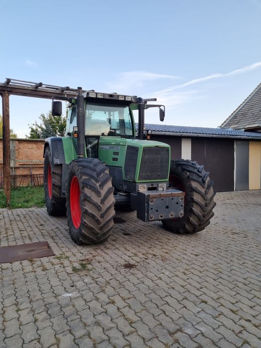 Vând Tractor Fendt Favorit 824 TURBOSHIFT