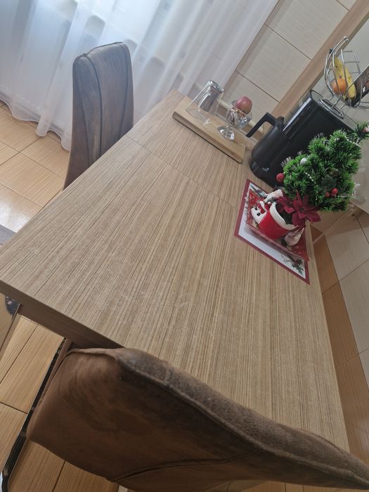 Set masa cu 6 scaune