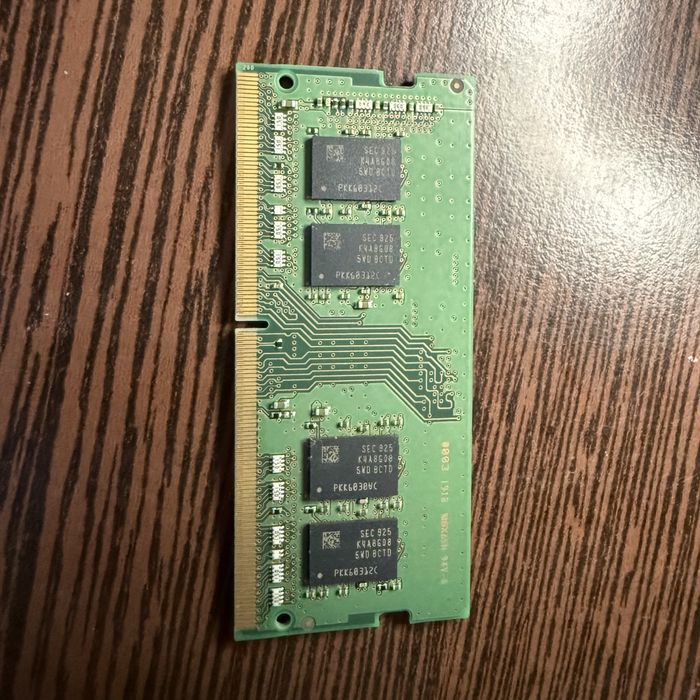 Samsung 8GB ram DDR4 laptop
