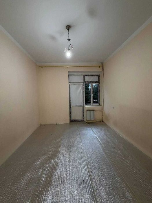 4 хоналик квартира 1 кават кирпичный дом, 5 микр, сомий