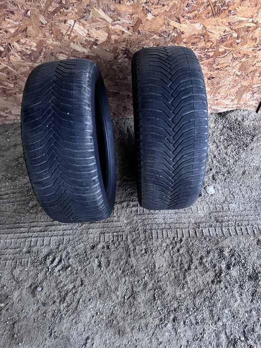 Продам шины 215/55/17