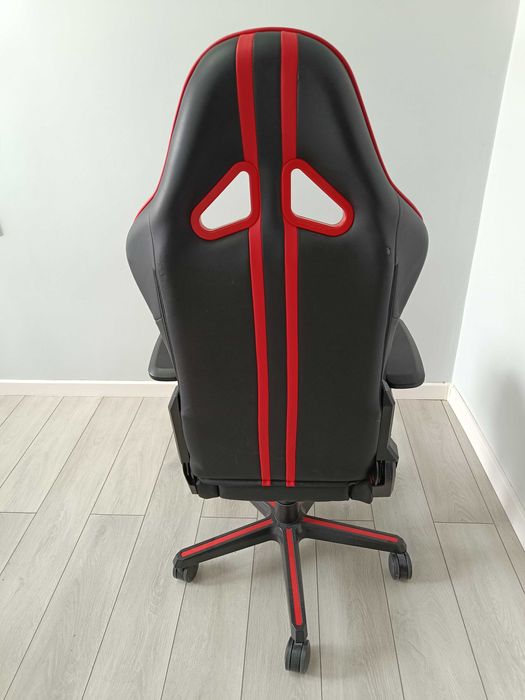 Кресло компьютерное DXracer