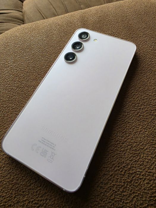 Телефон Samsung S23
