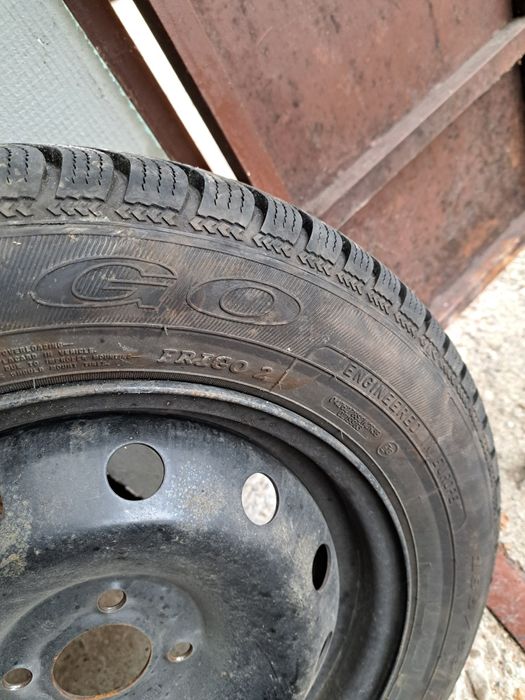 Debica Frigo 2 185/65/15 DOT 2924 с джанта ЕТ 43 4×100за Рено и други